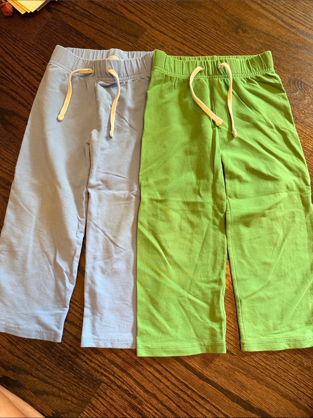 Tbbc Kids Drawstring Lounge Pants - Light Blue & Kelly Green Beaufort bonnet